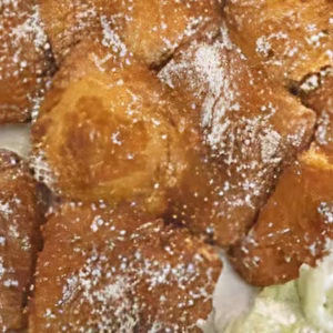 Fried Cheese Ravioli (12 Pieces)